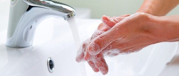 virus bacterie handen wassen desinfecteren, fysio Amstelveen, fysiotherapie Amstelveen, Fysiotherapeut Amstelveen