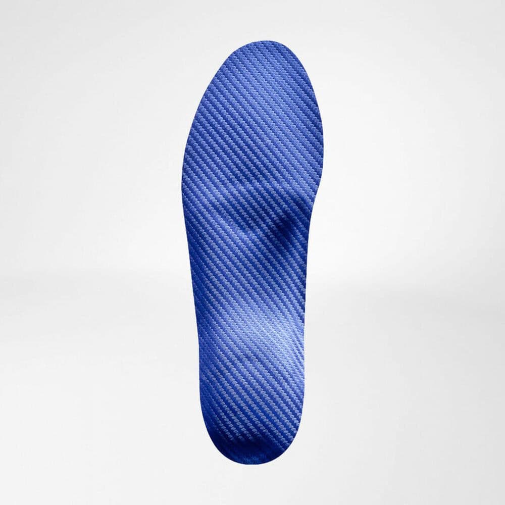 TRIactive® Control 3 Voetbedeps favoriet ontwerp met koolstofvezel patroon in heldere blauwtoon, geschikt voor fysiotherapie en sportbewegingen.