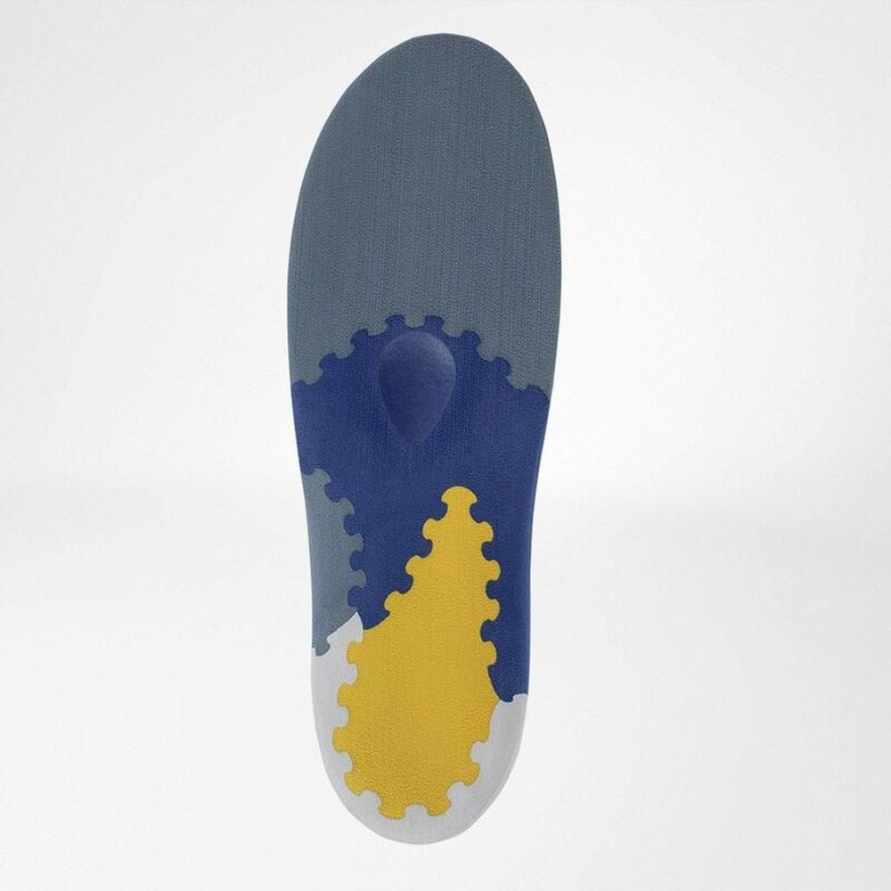 TRIactive® Soft heel 2 Hoge oranje, blauwe en witte inlegzool met ademende textuur en antislip onderzijde, ontworpen voor comfort en steun bij dagelijks gebruik.