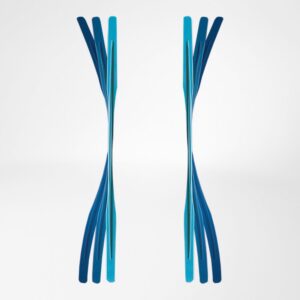 Symmetrische blauwe kunststof buisjes in dubbele vlamstructuur, gestrekte vormen tegen een lichte achtergrond.