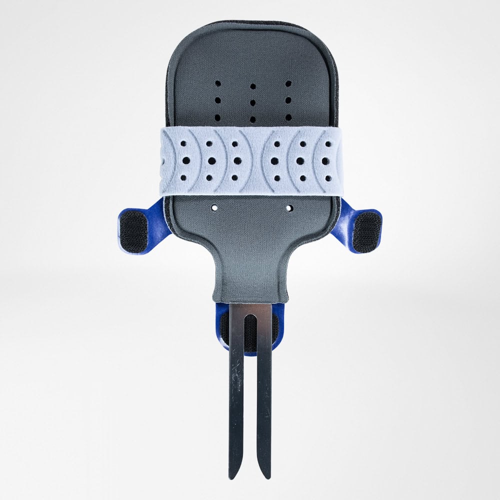 ManuLoc® long Plus 3 Medische orthese met ventrale ondersteuning en verstelbare band, gebruikt voor schouder- en elleboogrevalidatie en fysiotherapie oefeningen.