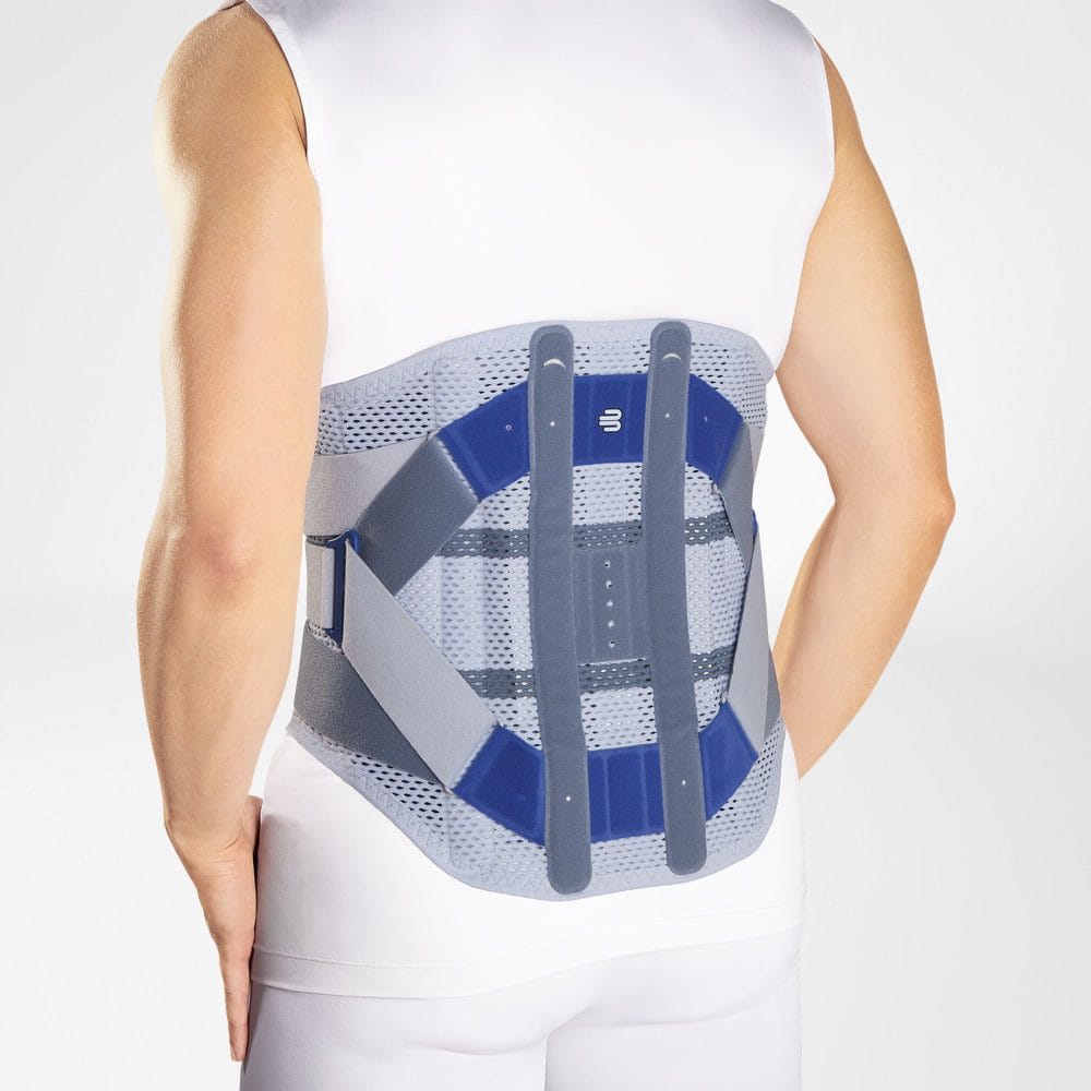 Spinova® Unload Classic 1 A breathable back brace, attached to the back and pre-shaped to ensure correct posture and provide support during physiotherapy.