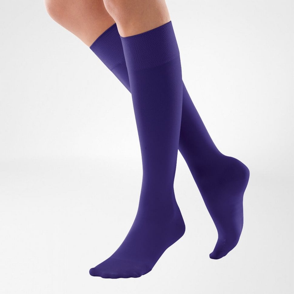 VenoTrain® micro 8 Voet- en kuitkousen in diepe paars, medical compressiekousen voor NEK- en sporttherapie.