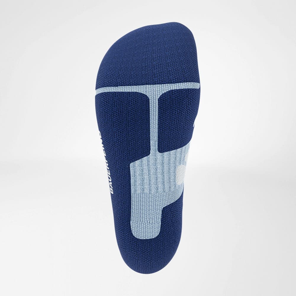 Outdoor Merino Compression Socks 4 FRISKFYSIO blue sports knee and ankle brace, featuring a breathable texture and balanced support for knee and leg health.