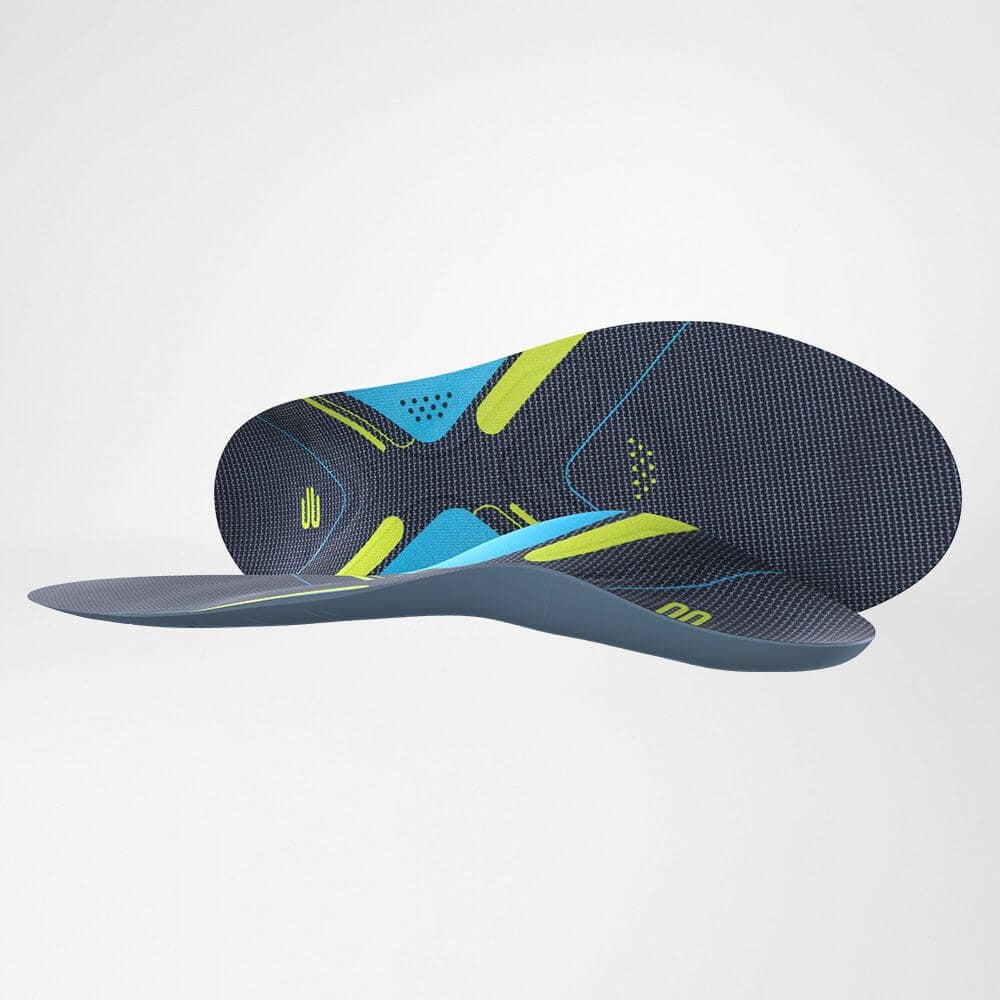 Run Performance Insoles 1 FriskFysio.nl geavanceerde hardloopschoen met blauwe en neongele accenten, ademend bovenwerk en responsieve zool voor sporttraining.