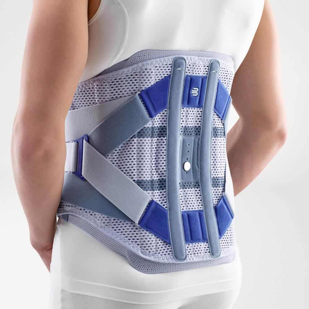 Spinova® Immo Plus Classic 1 Frisse rugbrace voor ondersteuning van de onderrug en wervelkolom met ademend mesh en verstelbare riemen, ideaal voor rugklachten en postuurcorrectie.